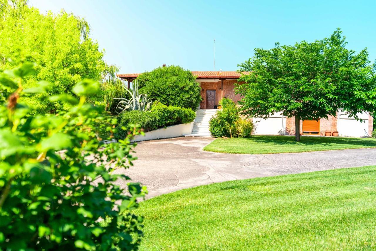 Villa Bougainvillea Epanomí Kültér fotó