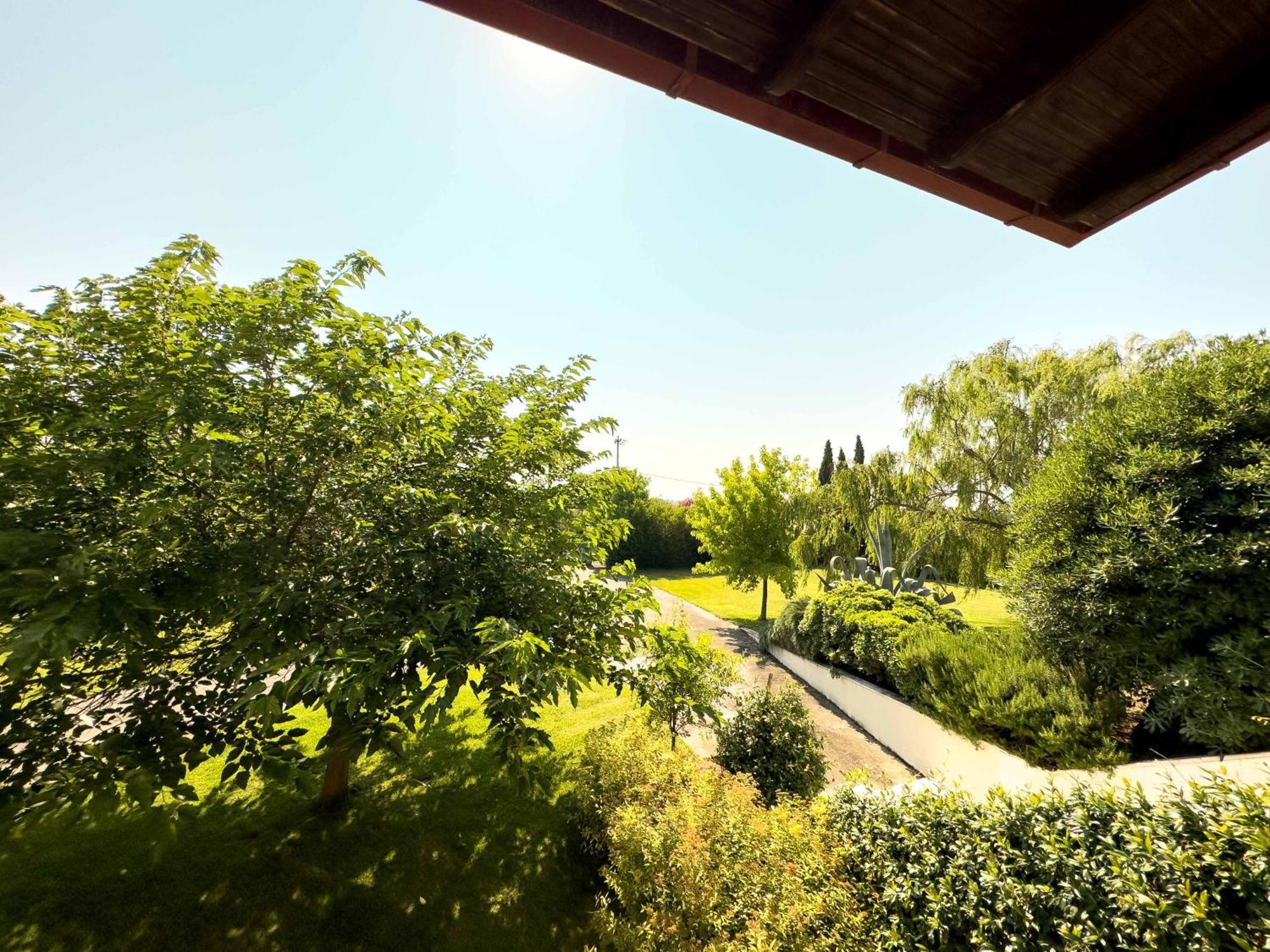 Villa Bougainvillea Epanomí Kültér fotó